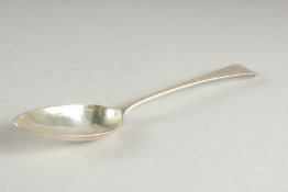 A GEORGE III SILVER TABLE SPOON by Hester Bateman. London 1789.