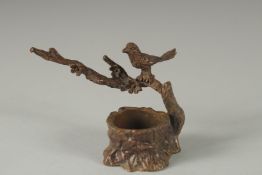 A JAPANESE BRONZE BIRD on a table. 3ins hign.