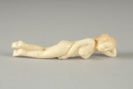A DOCTOR'S NUDE BONE FIGURE. 4ins long.