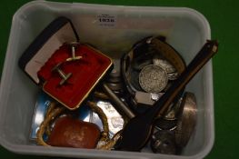 Miscellaneous collectables.