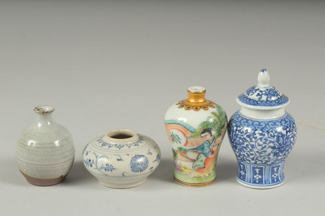 FOUR CHINESE MINIATURE POTTERY PIECES, including a small Hoi An Hoard shipwreck cargo pot, a famille - Image 1 of 6