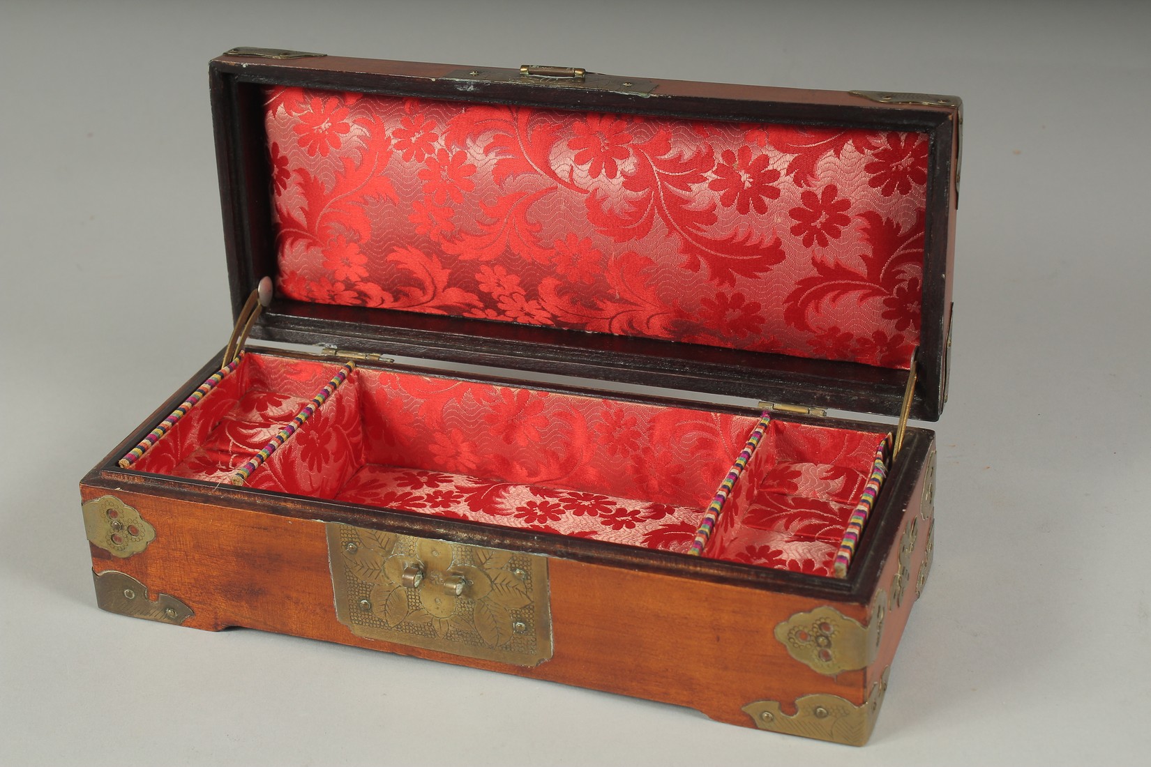 A LATE 19TH - EARLY 20TH CENTURY CHINESE JADE MOUNTED HARDWOOD BOX, the hinged lid inset with - Image 6 of 7