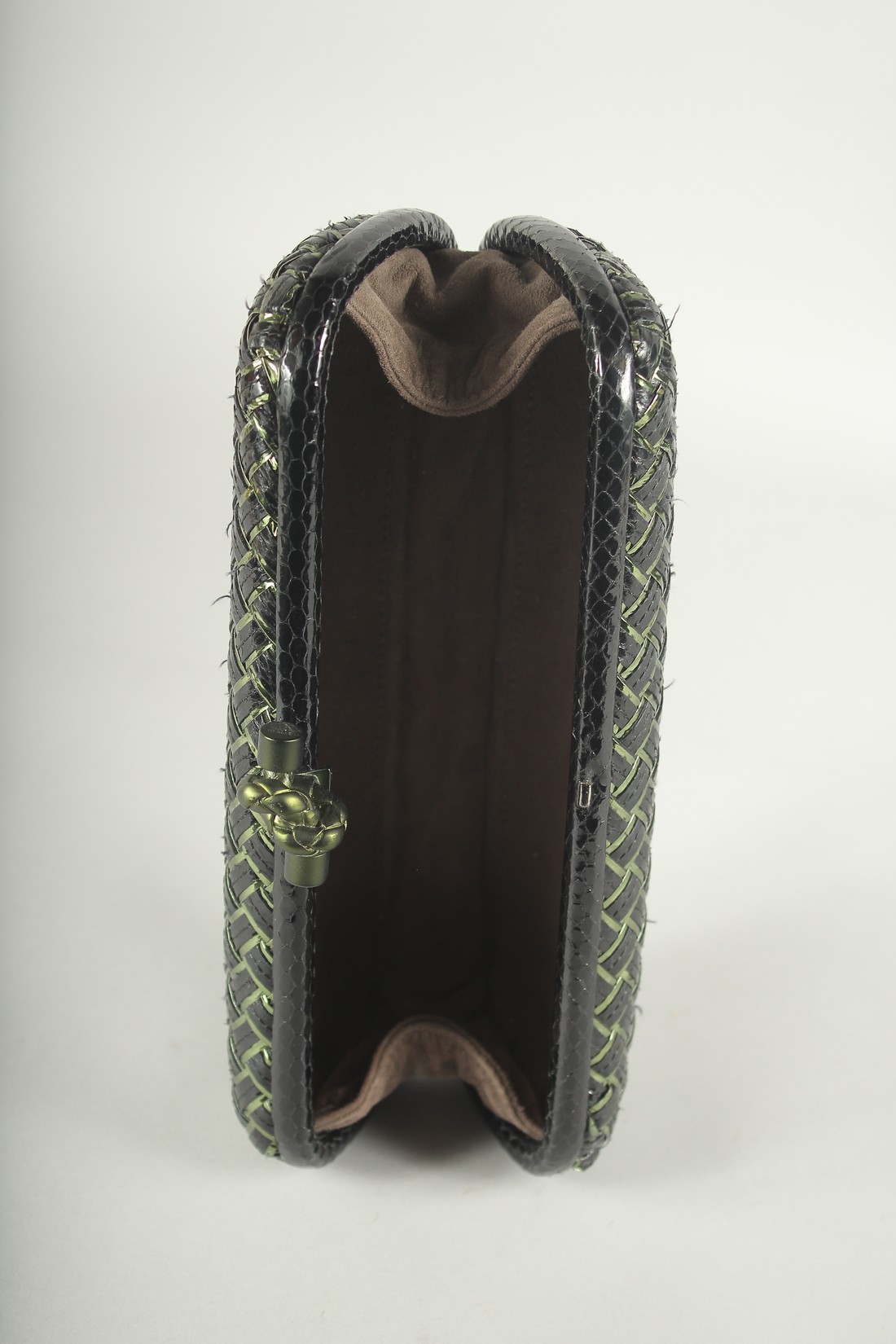 BOTTEGA VENETO. A BLACK AND GILT WOVEN CLUTCH BAG. 9.5ins long. - Image 3 of 5