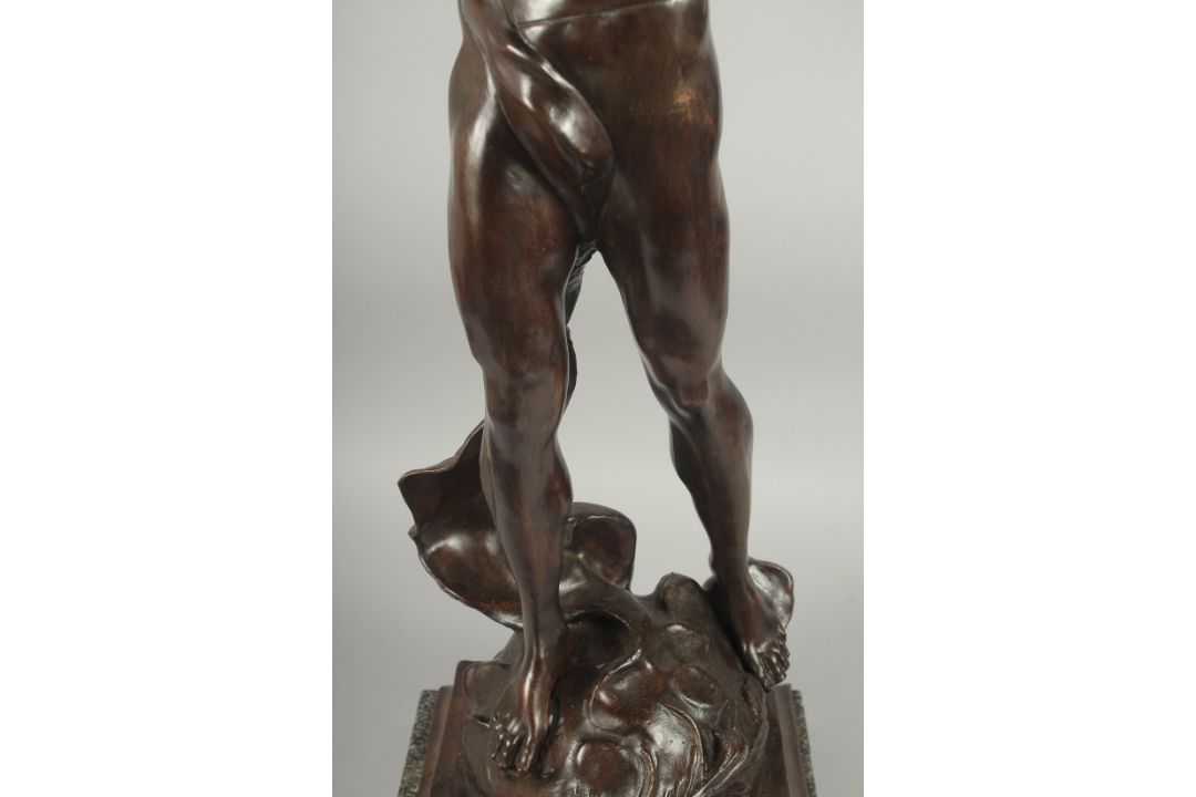 LOUIS AUGUSTE MOREAU (1855 -1919). "LE TRIOMPHE" A SUPERB LARGE BRONZE OF A CLASSICAL FIGURE holding - Image 5 of 8