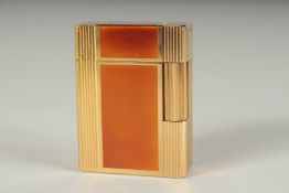 A DUPONT LIGHTER in original box. No. F90576.