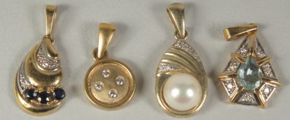 FOUR VARIOUS 18CT GOLD PENDANT.