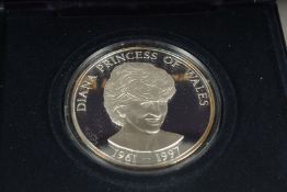 DIANA PRINCESS OF WALES. 1961 - 1977. 5oz SILVER COMMERATIVE COIN in a fitted case.