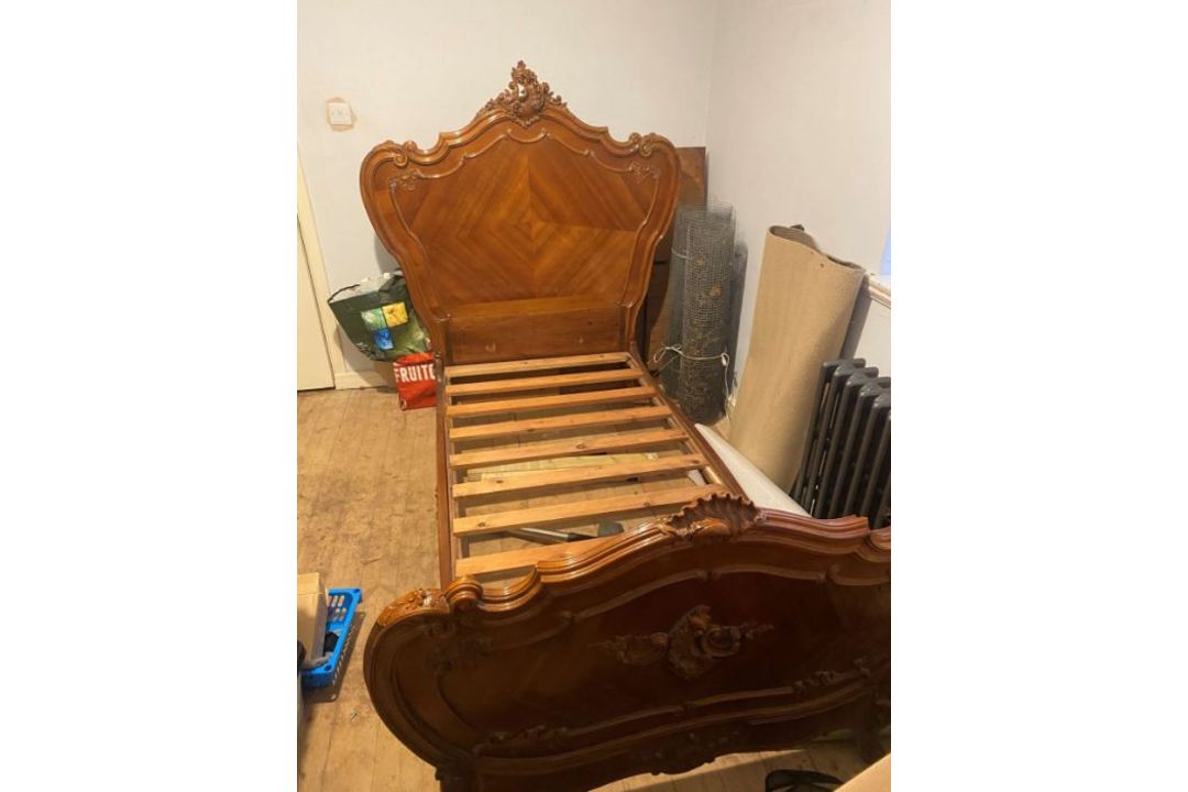 French style single bed with rococo embellishments & kingwood quarter veneer - Image 2 of 3