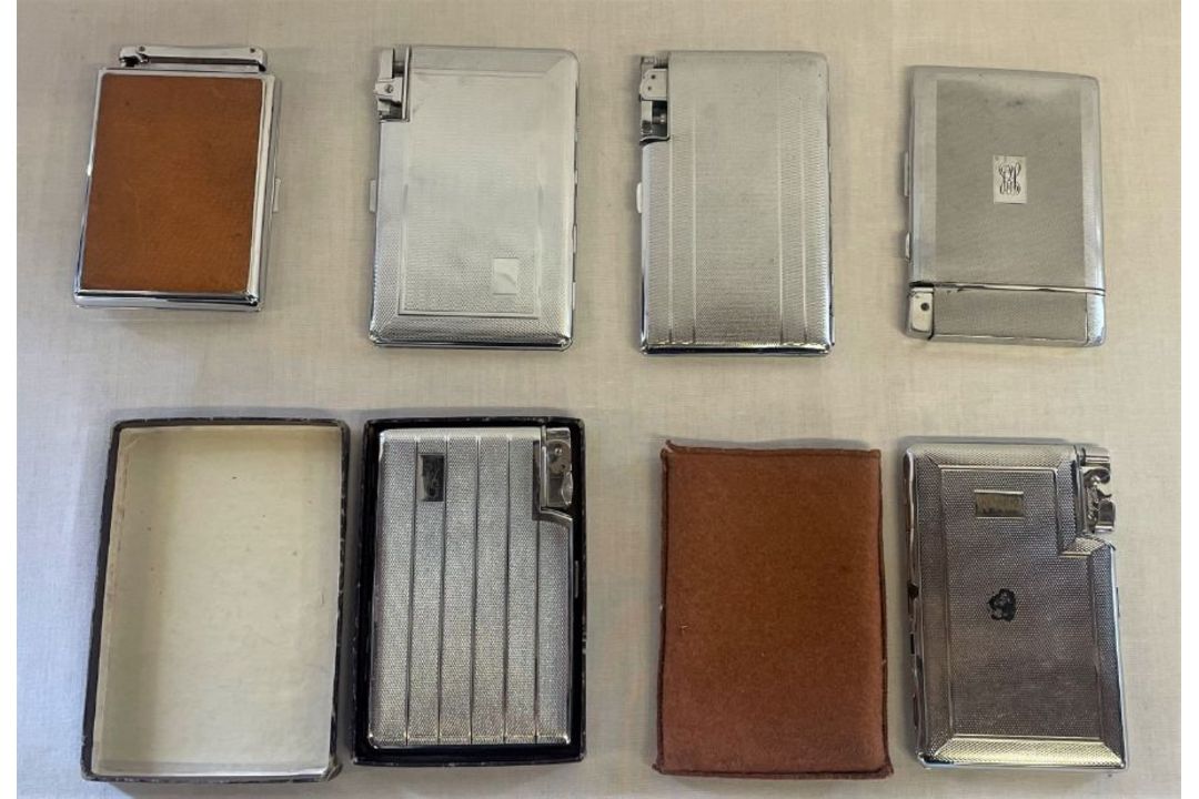 Selection of various cigarette cases with integral lighters includes some with engraving - Image 1 of 2