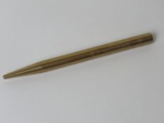 A 9ct gold Bakers Pointer Pencil.