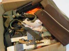 A quantity of assorted militaria inc thr