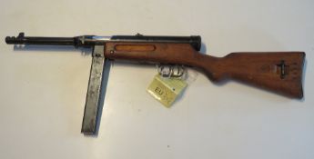 A deactivated Beretta Mod. 38/44 sub machine gun.