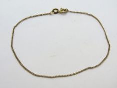 A 9ct gold curb link chain bracelet, hallmarked 375, 0.9g.