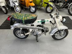 Honda 70 Dax Ladybike