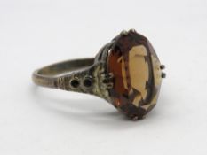 A vintage silver and quartz ring, size S.