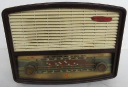 A vintage Bakerlite Pye radio ref no 069024.