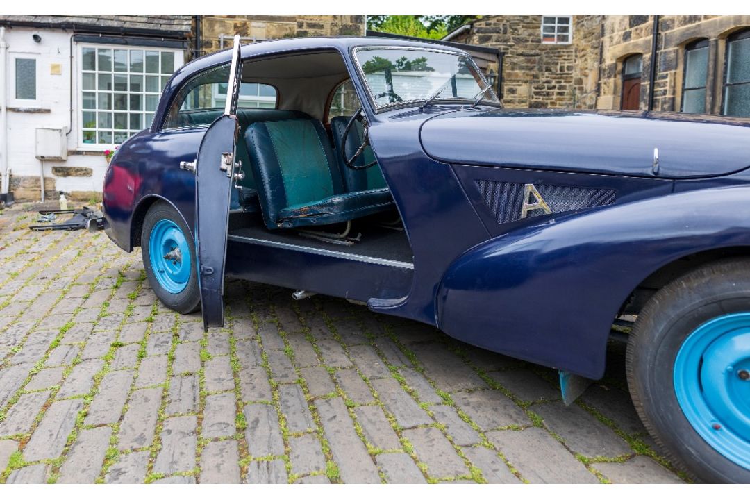 1951 Allard P-Series Saloon Registration: EFV 778 Chassis No: P2056 Registered 11th May 1951 is - Image 3 of 19