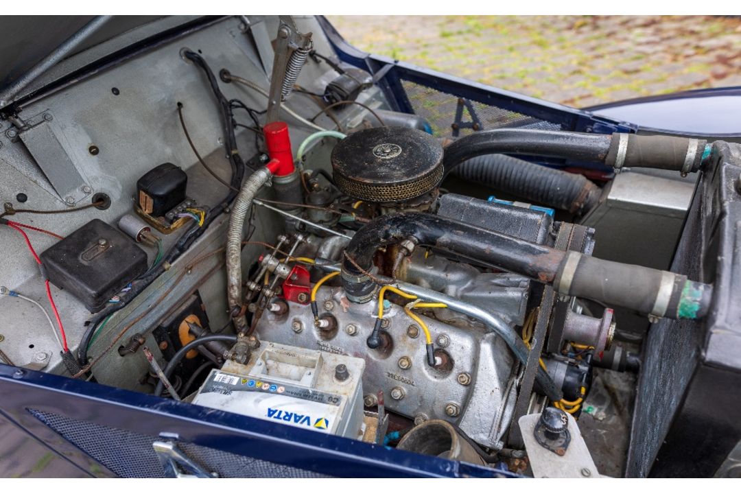 1951 Allard P-Series Saloon Registration: EFV 778 Chassis No: P2056 Registered 11th May 1951 is - Image 19 of 19