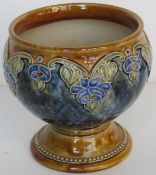 A Royal Doulton short pedestal bowl, standing approx 12.5cm high, 12.