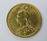A Victorian 1892 full sovereign, 22ct gold, 8g.