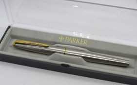 A Parker '45' De Luxe fountain pen, stai
