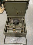 A British Army Signal Corp signalling la