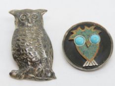 A 1960s Tono Cecilia Mexican silver brooch / pendant, signed to back,