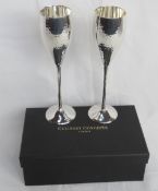 A pair of as new in box Culinary Concepts champagne flutes.