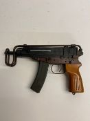 A deactivated (EU Spec) moving bolt Skor