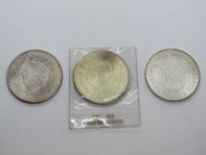 Three Netherlands 10G coins 1970-73, 0.720 silver, one in sealed pouch, approx silver weight 75g.