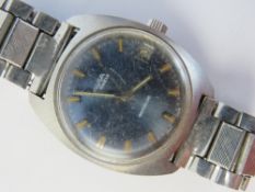 A vintage Avia wrist watch having blue dial and date aperture, 01-9694-0148, glass a/f.