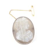 A late Victorian gold and hardstone cameo oval brooch.