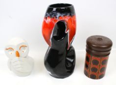 Three pieces of mid-century ceramics.