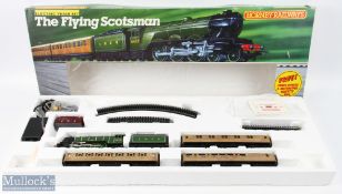 Hornby OO Gauge Flying Scotsman R778 Set including loco, 3 Pullman coaches, track, controller and