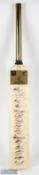 2019 New Zealnd Cricket Test Squad Signed Cricket Bat with a Gold Finish, Test match v Sri Lanka