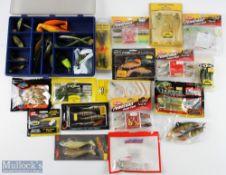 17x packs of shads and soft lures, all new and unused - by Savagear, Storm, Predator, Chubber,