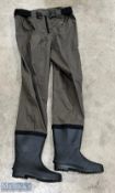 Scierra Kenai 15000 Cleated Boot Foot Waist Waders, size L 42-43 waist and boot 7.5-8 UK In very
