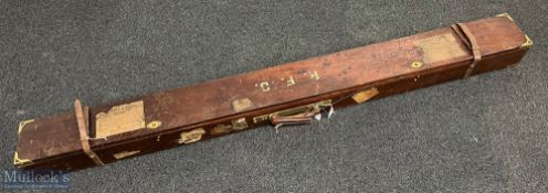 Period Forest & Sons Kelso Gun & Fishing Manufacturers Wooden Mahogany Rod Travel Case, with fine