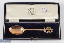 9ct Gold Belvoir Park Golf Club Prize Teaspoon - in fitted case, with Belvoir Park monogram to