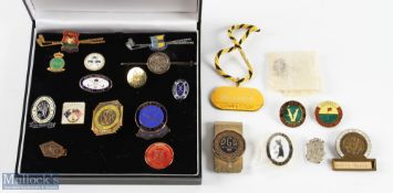 Assorted Golf enamel pin and lapel badges (19) featuring USA Women's Amateur Golf Championship