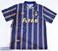 1993-94 Aberdeen Away Replica Football shirt, made by Umbro, size L, short sleeves,