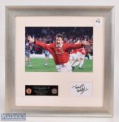Manchester United Teddy Sheringham Autographed Display features a colour print of Sheringham