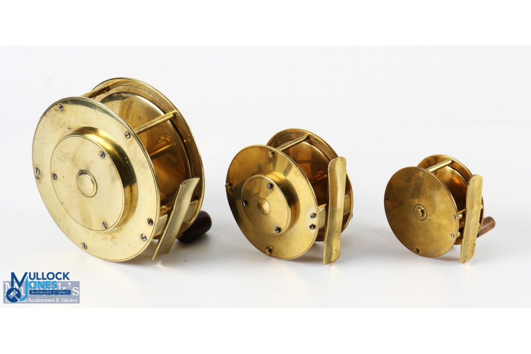 Unnamed brass crank wind reel 2.5" spool with horn handle on curved crank arm, 5 pillar frame; - Image 2 of 2