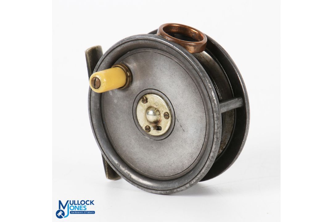 A scarce H Monk Seller Gunmaker, Chester, Dingly built alloy fly reel 3" spool with 3 screw brass - Image 1 of 2
