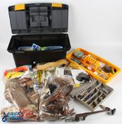 A fly tying kit, comprising: large Focus box with tray 19