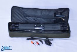 Ultimate 4 rod stand kit, looks complete, in zip case, signs of use
