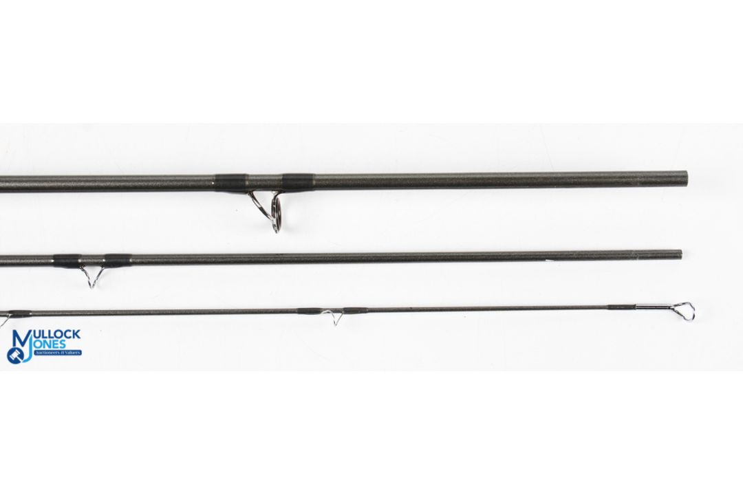 A fine Hardy Alnwick "Swift" carbon brook fly rod 8ft 3pc line 4#, alloy uplocking reel set with - Image 4 of 4