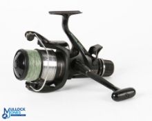 Shimano 8000 RE Baitrunner Aero fixed spool reel, good bail, runs very well, light use, in cloth