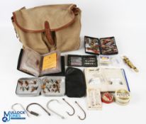 Hardy canvas and leather shoulder bag 12