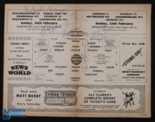 1956/57 Autographed Manchester Utd v Everton FAC match programme 16 February 1957 with team page